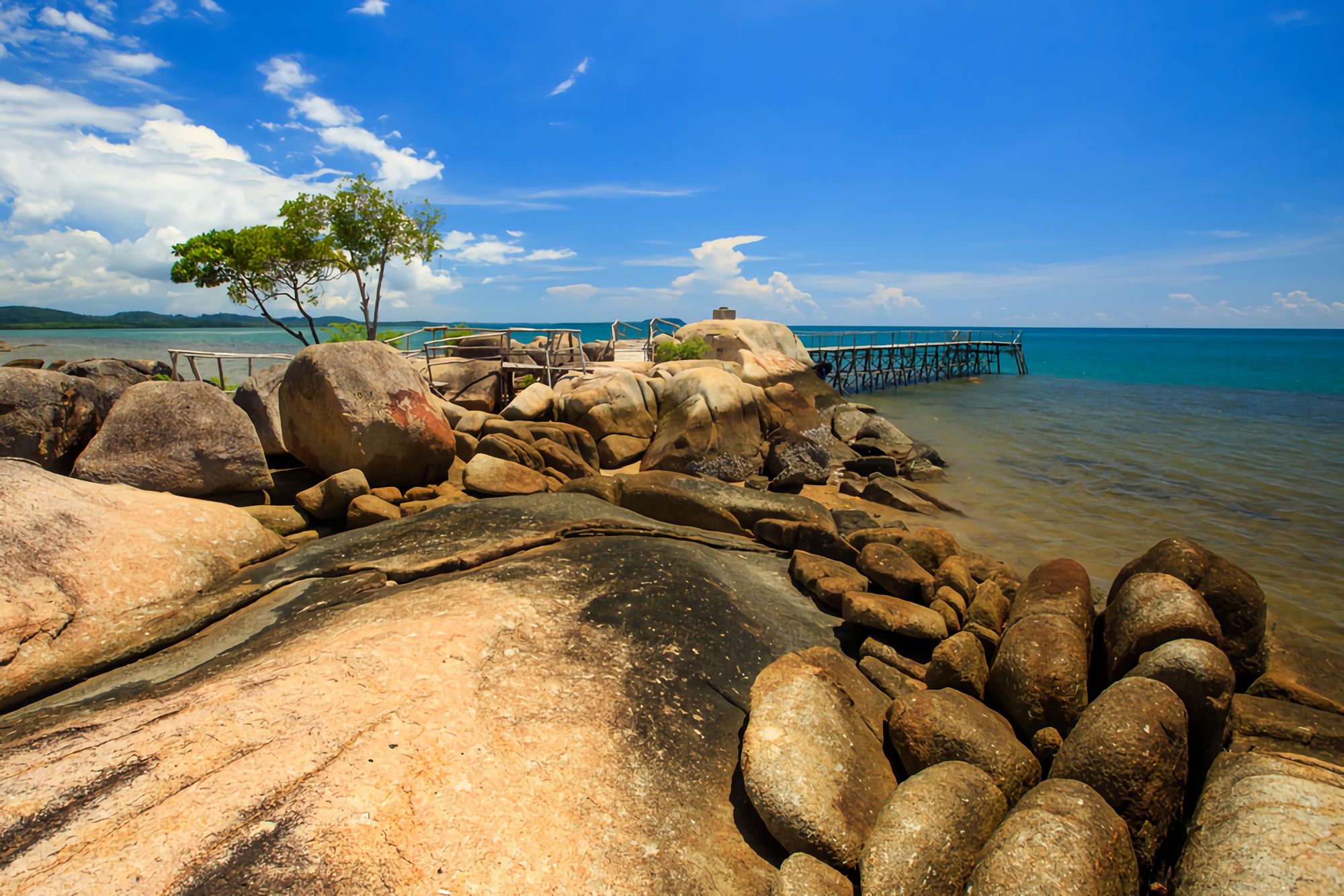 Pulau Bedil (Gili Bedil) di Sumbawa | Atourin