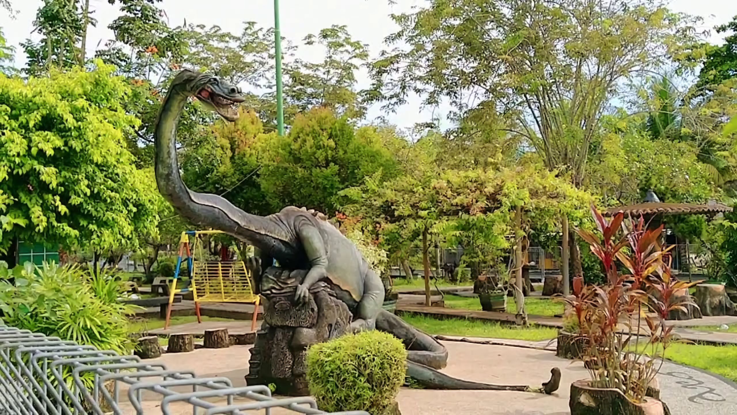 Taman Oval Ladang di Tarakan | Atourin