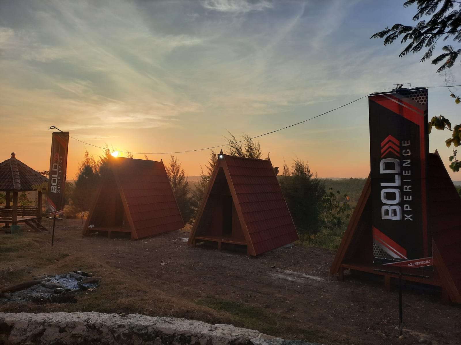 GLAMPING IN BUKIT KUNCI