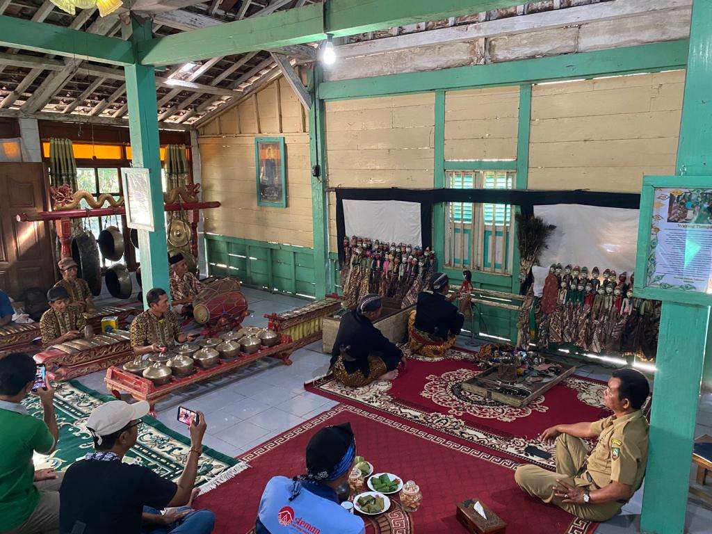 Nguri Uri Budaya Bangowan