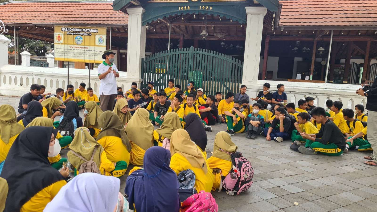 Mataram Trail in a Day - KamWis Purbayan Kotagede