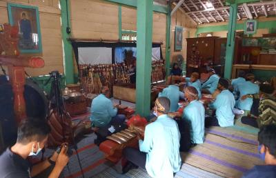 PAGELARAN WAYANG THENGUL
