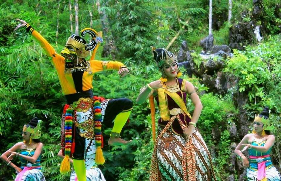 Pentas Sendratari Sugriwo Subali
