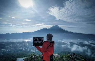 Sunrise Trekking Gunung Batur