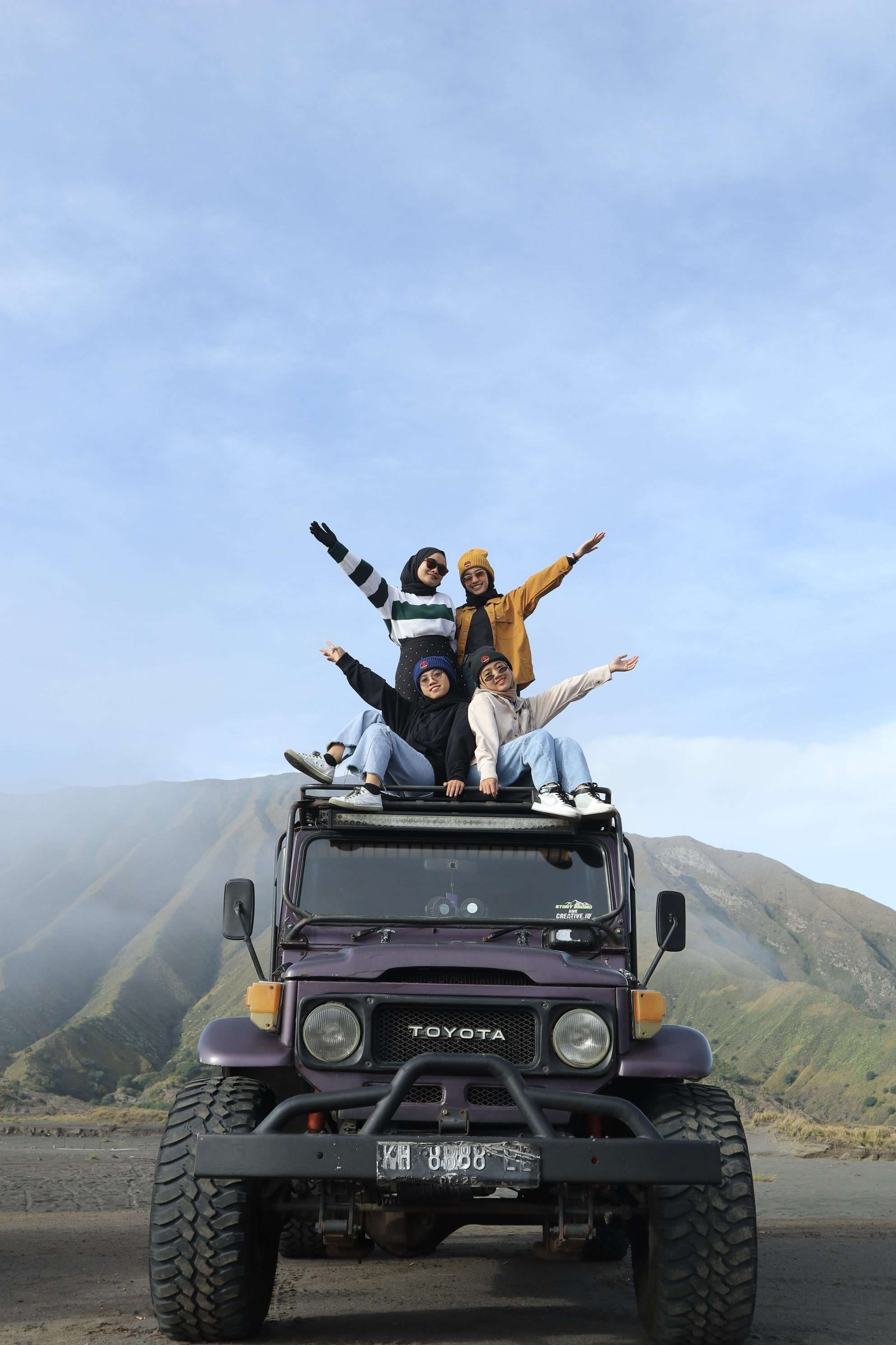 Explore Bromo With Long Jeep - Galeri 2