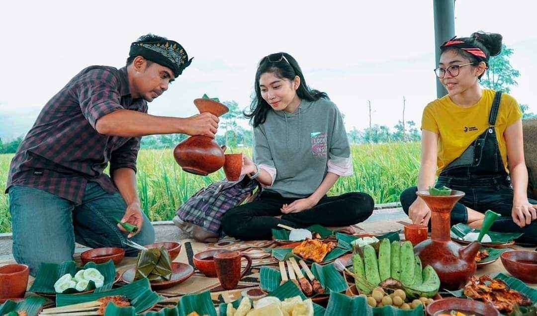 Kuliner Dulang - Ayam Merangkat - Galeri 1