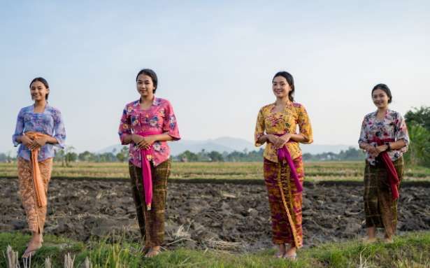 Kelas belajar Tari Lombok - Galeri 1
