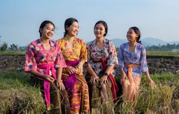 Kelas belajar Tari Lombok - Galeri 2